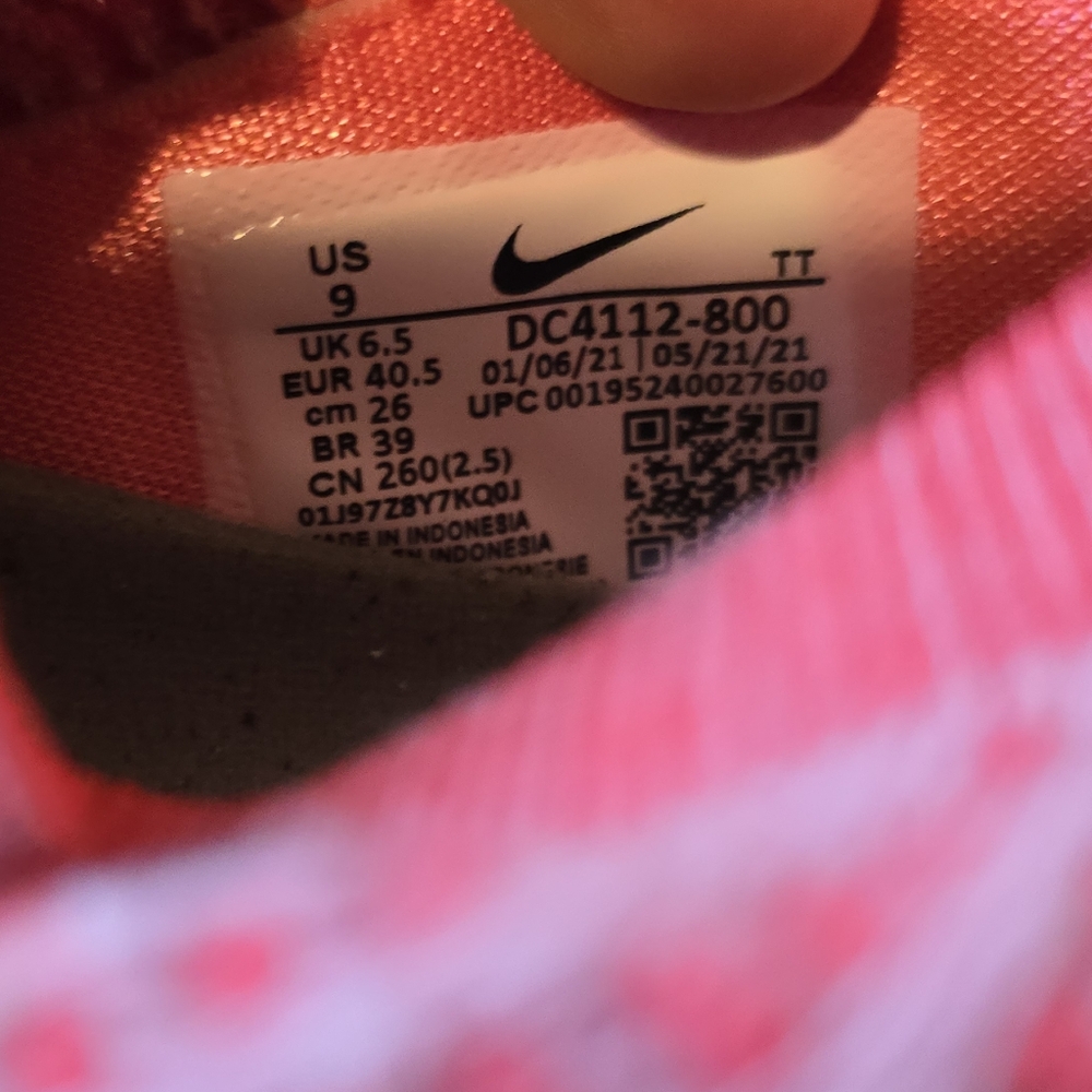 Nije Flyknit Magic Ember - Picture 5 of 8
